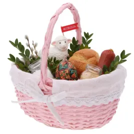 owalny-wielkanocny-kosz-wiklinowy-z-materialem-na-swieconke-dla-dziewczynki