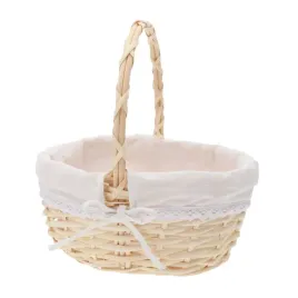 owalny-kosz-wiklinowy-z-materialem-na-swieconke-i-boze-cialo-dla-dzieci-m