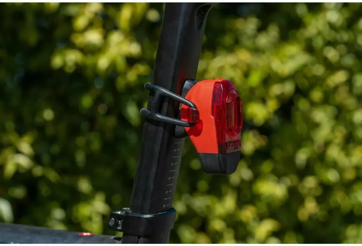 adapter-do-sztycy-d-shape-lezyne-d-shape-seatpost-adapter-rodzaj-tylne