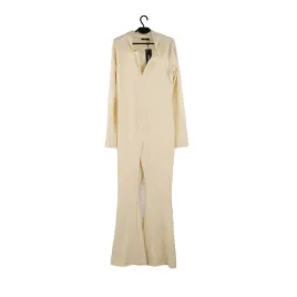 kombinezon-damski-boohoo-zolty-prazkowany-44