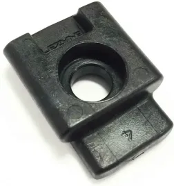 adapter-mocowania-lampki-lezyne-led-handlebar-mount-adapter-czarny