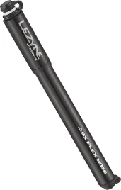 pompka-reczna-lezyne-cnc-lite-drive-medium-czarna-gloss-160-psi-216