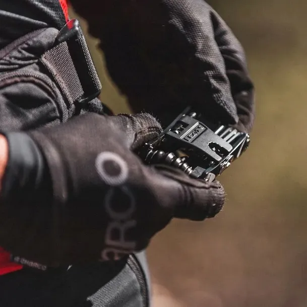 multitool-rowerowy-lezyne-rap-ii-25-co2-czarny-model-rap-ii