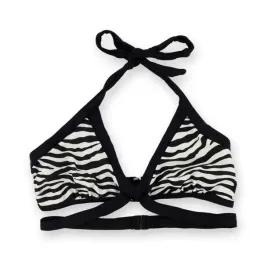 gora-od-stroju-kapielowego-fandf-czarno-biala-42