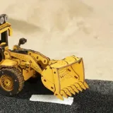 puzzle-drewniane-3d-buldozer-liczba-elementow-211