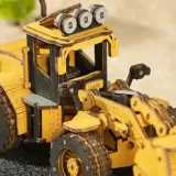 puzzle-drewniane-3d-buldozer-wiek-dziecka-8-lat