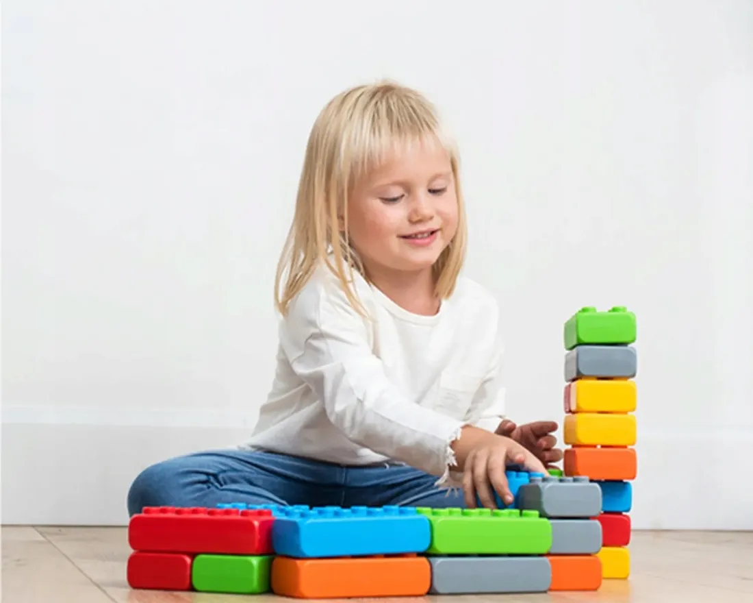 klocki-konstrukcyjne-cegly-junior-110-elementow