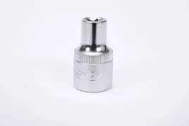 yato-nasadka-1-2-torx-e11