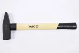 yato-mlotek-slusarski-600g