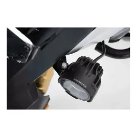 mocowanie-halogenow-sw-motech-nsw-07-897-10000-b-do-bmw