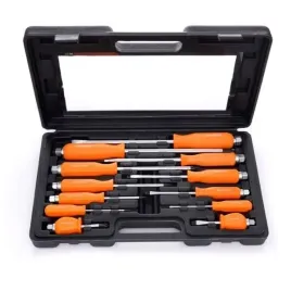 srubokrety-do-podbijania-12szt-w-walizce-kd10946