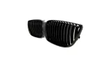 grill-bmw-1-e81-e82-e87-e88-pojedyncze-zeberka-gloss-black