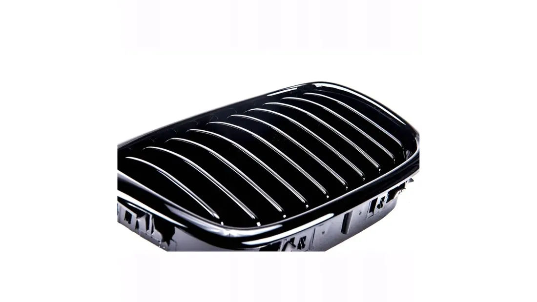 grill-bmw-5-e39-pojedyncze-zeberka-gloss-black
