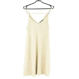 sukienka-damska-atmosphere-bezowa-mini-34