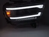 lampy-reflektory-full-led-black-do-dodge-ram-19-22-strona-zabudowy-lewe-prawe