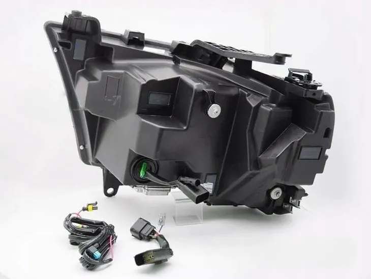 lampy-reflektory-full-led-black-do-dodge-ram-19-22-wersja-amerykanska