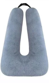 poduszka-podrozna-w-ksztalcie-litery-u-mocowana-na-zaglowku