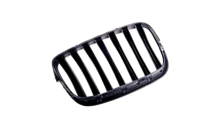 grill-bmw-x6-e71-e72-x5-e70-pojedyncze-zeberka-matt-black-stan-nowy