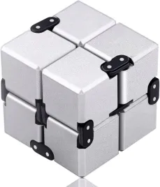kostka-antystresowa-nieskonczona-zabawka-dekompresyjna-zabijanie-czasu-cube