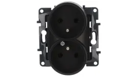 niloe-step-gniazdo-zasilajace-podwojne-2x2p-z-do-ramek-wielokrotnych-zac