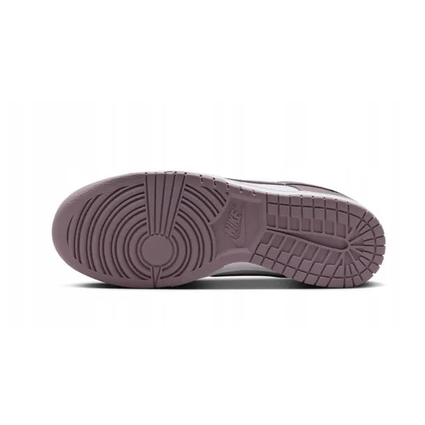 dv0833112-marka-nike-rozmiar-42