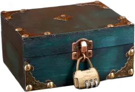 drewniana-skrzynia-skarbow-z-klodka-przechowywanie-pamiatki-dekoracja