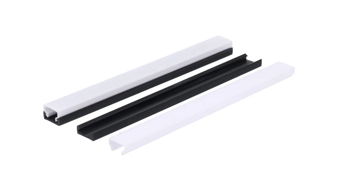 profil-led-pcv-line-slim-extra-16x12-2m-czarny-ml