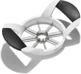 krajacz-do-jablek-krajalnica-stal-bialo-czarny-good-grips