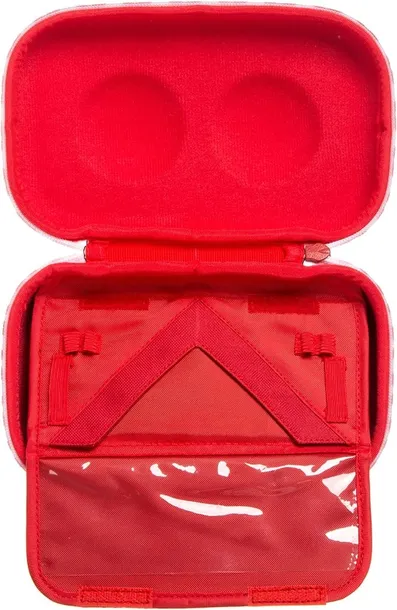 piornik-tuba-zipit-bohater-inny