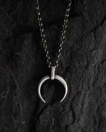 srebrny-wisiorek-lunula