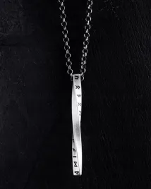 srebrny-wisiorek-na-lancuszku-runy-oberegi