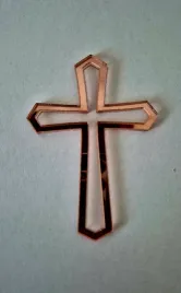 topper-na-tort-rozowa-plexi-dekor-na-bok-krzyz-krzyzyk-komunia-chrzest