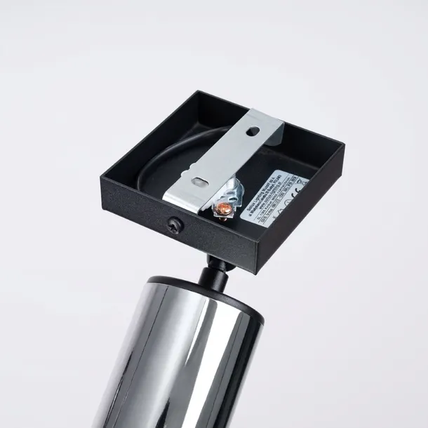 kinkiet-winx-czarny-chrom-material-dominujacy-metal