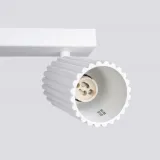 plafon-karbon-2-bialy-material-dominujacy-aluminium