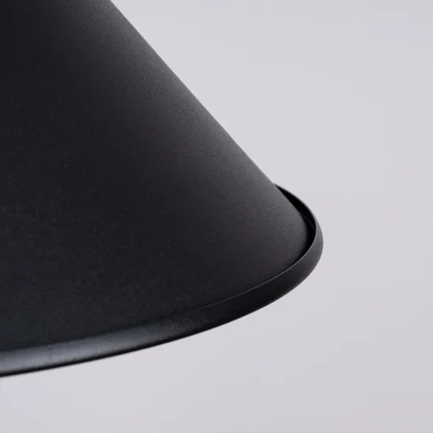 lampa-wiszaca-jaga-czarna-zasilanie-sieciowe