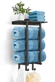 wieszak-na-zrolowane-reczniki-z-polka-i-3-haczykami-miesci-do-3-duzych-re