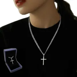 krzyzyk-z-lancuszkiem-srebrny-damski-krzyz-naszyjnik-diamentowany-wloski