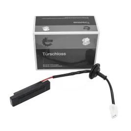 przycisk-klapy-bagaznika-hyundai-i20-ii-2014-2015-2016-2017-2018-2019-2020