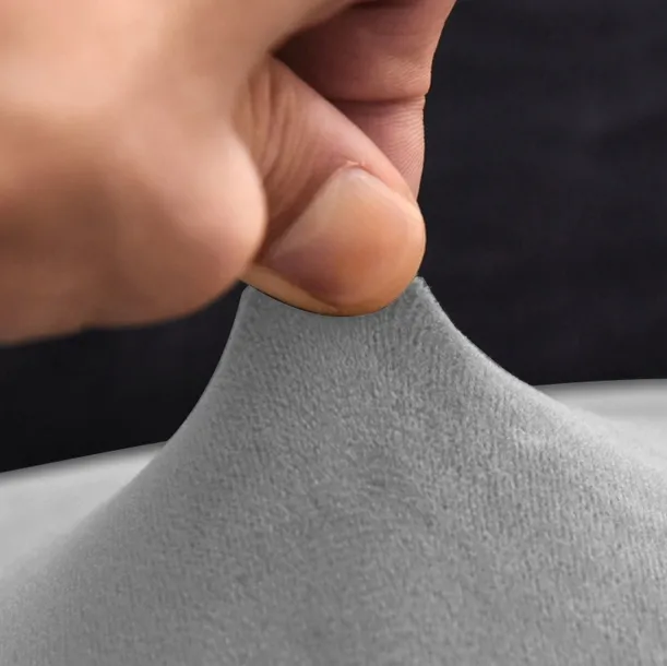 pokrowiec-na-krzeslo-bezowy-stan-nowy-material-wykonania-mikrofibra