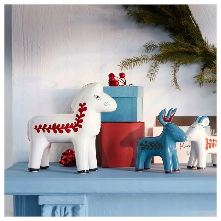 ikea-vinterfint-ozdoba-kon-bialy-czerwony