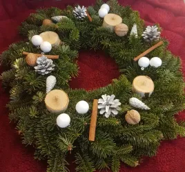 wieniec-swiateczny-adwentowy-dekoracja-na-stol