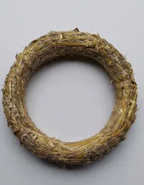 wianek-slomiany-25-cm-x-25-sztuk-podklad-ze-slomy-dekoracja