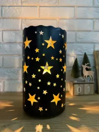 lampion-swiateczny-gwiazdy-metalowy-czarny-filament-cieply-bialy