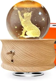 kotek-szklana-kula-z-pozytywka