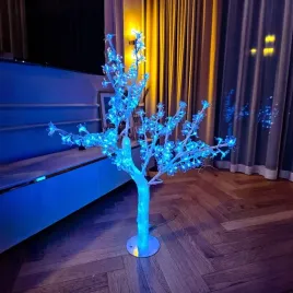 duze-drzewko-swiateczne-swiecace-led-120-cm-wisnia-do-ogrodu-na-zewnatrz