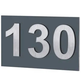 wypukly-numer-na-dom-or-tabliczka-adresowa-z-numerem-domu-mieszkania