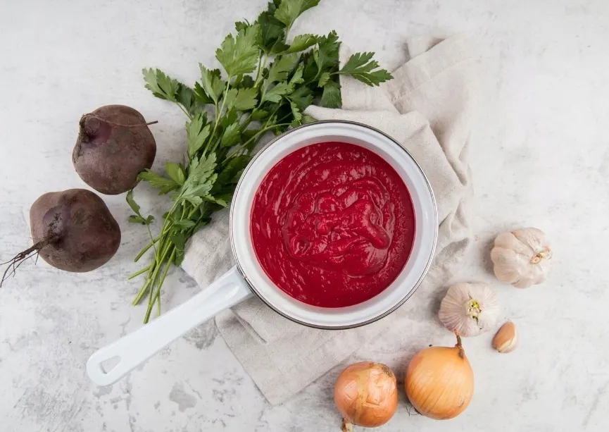 zupa-z-czerwonych-buraczkow-marka-purena
