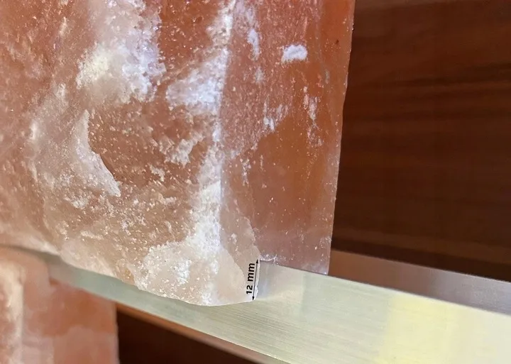 profil-do-montazu-cegiel-solnych-z-kanalkiem-budowy-scian-solnych-saun-3m-dlugosc-wysokosc-300-cm