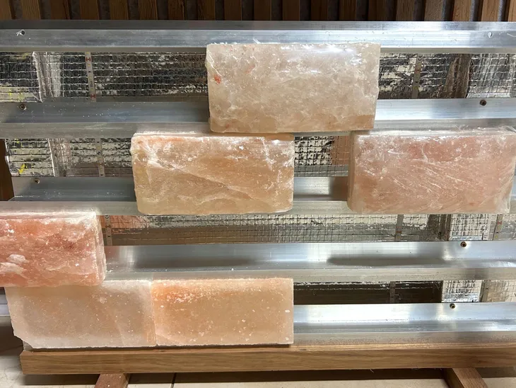 profil-do-montazu-cegiel-solnych-z-kanalkiem-budowy-scian-solnych-saun-3m-stan-nowy-marka-bez-marki