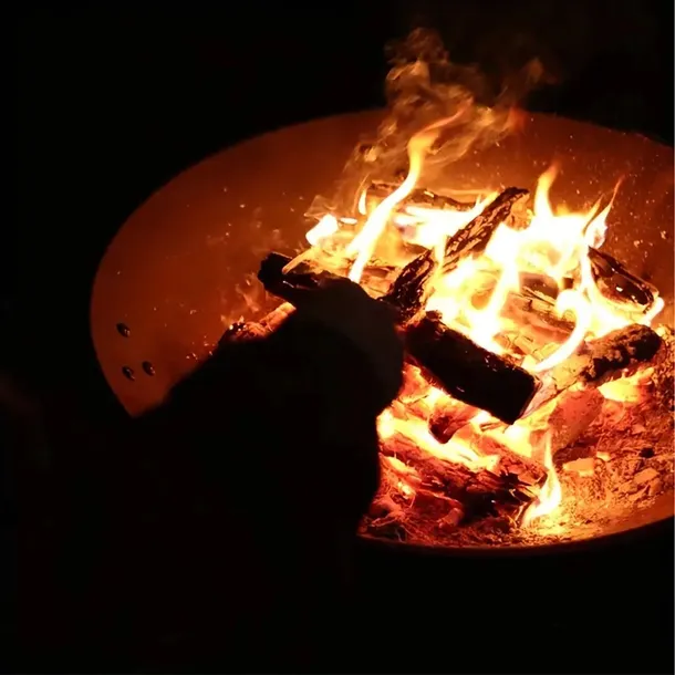 palenisko-ogrodowe-duze-z-uchwytami-do-ogniska-grilla-kociolka-stalowe-dlugosc-60-cm